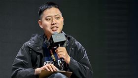 快訊／被合夥人指控性侵！知名作家何則文宣布：離開公眾視野贖罪。（圖／翻攝自何則文臉書）