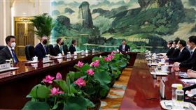 布林肯訪中行程，外界認為北京使出種種小動作羞辱美國。（圖／路透社／達志影像）