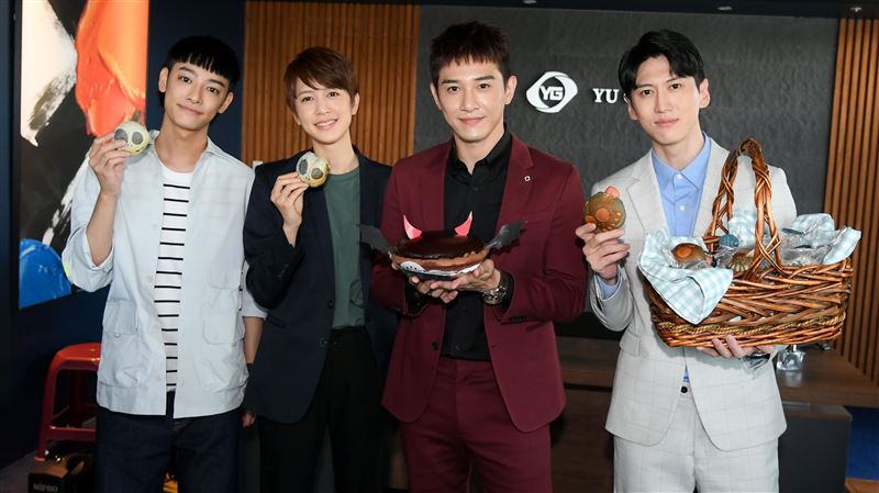 張立昂丟偶包演出被讚爆　劉奕兒鬼之爆哭