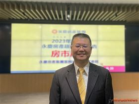 永慶房產集團業務總經理葉凌棋表示：七大都會區中以高雄中位數總價最低，2019-2022年時房價均不到千萬，而2023年1-4月預售屋中位數總價已來到1020萬元，首度突破千萬大關。（圖／MyGoNews）