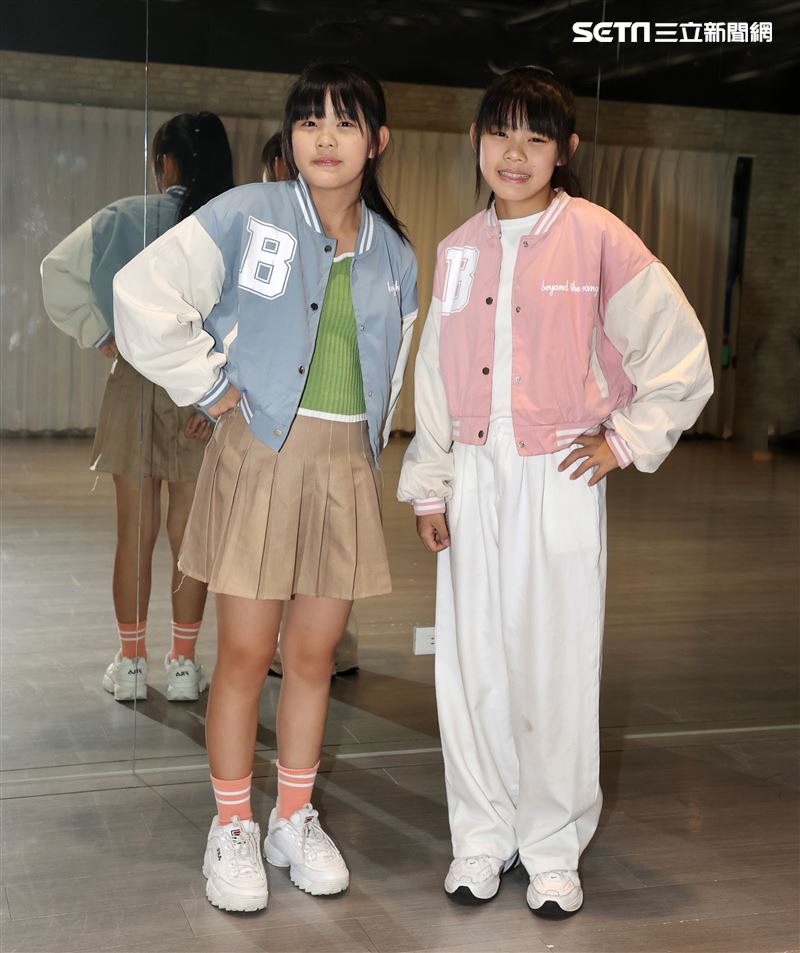 左左右右三立新聞網專訪。（記者邱榮吉/攝影）