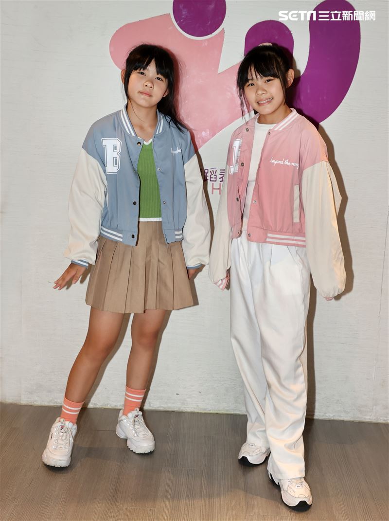 左左右右三立新聞網專訪。（記者邱榮吉/攝影）