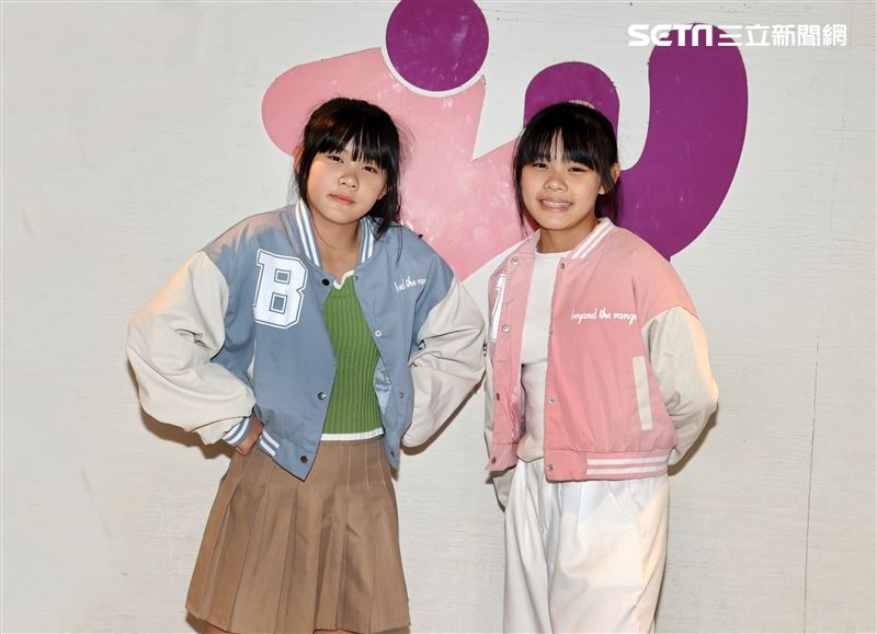 左左右右三立新聞網專訪。（記者邱榮吉/攝影）