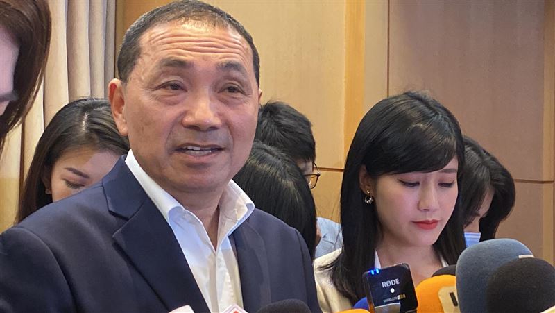 侯民調又第三　前藍委：這三人無敵組合