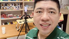 NONO遭踢爆性騷惡行。（圖／翻攝自臉書）