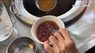 康樂街牛肉湯店業者鬧翻！晚班出走開新店