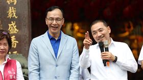 朱立倫、侯友宜到桃園參拜。（圖／國民黨提供）