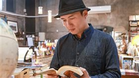 那間書店有音樂劇照，吳志寧。（圖／夢田影像提供）