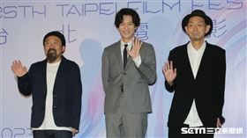 山下敦弘、男主角岡田將生和編劇宮藤官九郎。（圖／記者楊澍攝影）