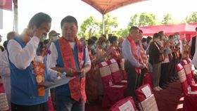 柯文哲、鍾東錦同場出席僧伽安養如意苑動土典禮。