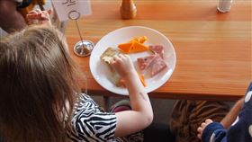 小孩,飲食,吃飯,餐廳（圖／翻攝自pixabay）