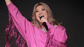 鄭欣宜在歌壇的表現也沒有讓母親失望。（圖／翻攝自鄭欣宜臉書）