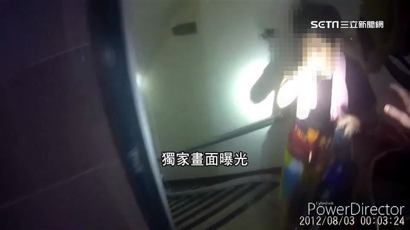 獨／追關鍵40分鐘！消防抱起受困男童撤離