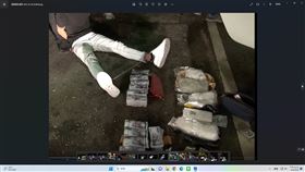 台中市刑大，販毒搞QR Code標榜「優良品質」，清水休息站交易，逮捕2車手(圖／翻攝畫面)