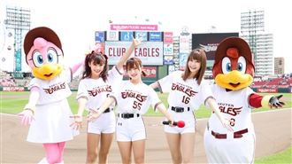 Yuri開場舞慘摔片　啦啦隊女神朝聖全笑歪