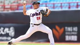 富邦悍將捕手蕭憶銘的哥哥蕭憶祥參加中職測試會。（圖／中職提供）