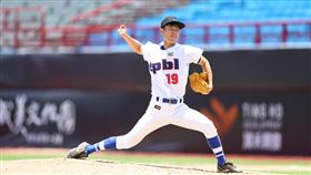 ▲目前還在台體大唸書的林睿杰在測試會投出最快的152公里/
小時的球速（圖／中華職棒提供）