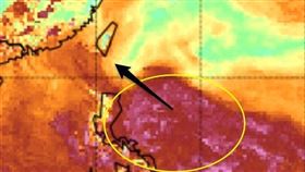 低壓帶水氣接近，接下來3天各地山區午後雷陣雨會較劇烈。（圖／翻攝自觀氣象看天氣 臉書）