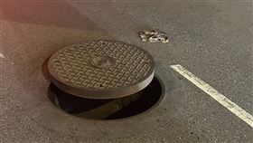 中和,人孔蓋,噴飛,騎士,自摔,新北,