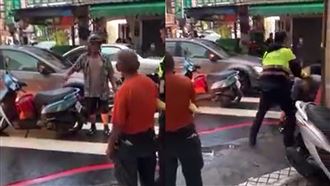 酒醉男擋路中嗆警：你開啊！秒被壓地哀嚎