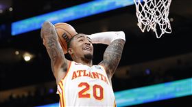 ▲老鷹將柯林斯（John Collins）脫手交易至爵士，獲得較大財務彈性。（資料圖／美聯社／達志影像）