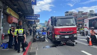 南港女騎士遭水泥預拌車輾過　當場死亡