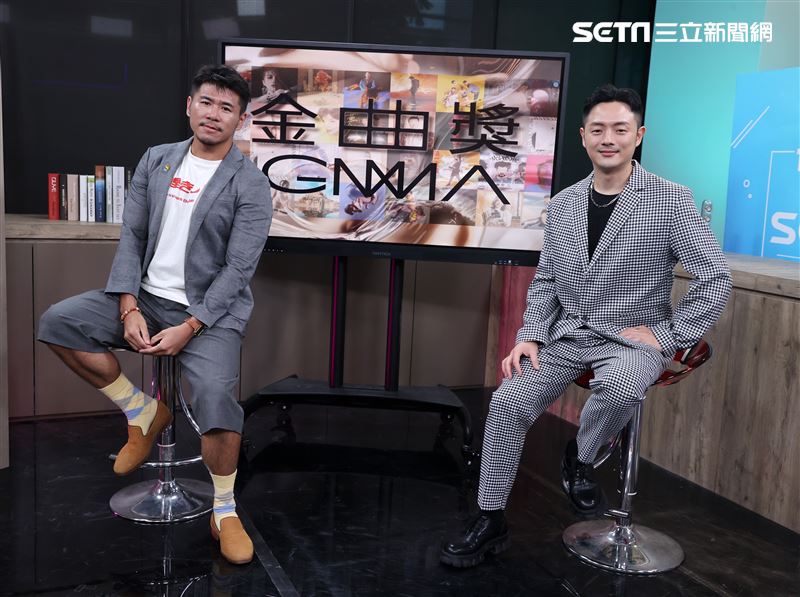 「小記者」金曲預測直播嘉賓仙姑Eric。（圖/記者邱榮吉攝影）