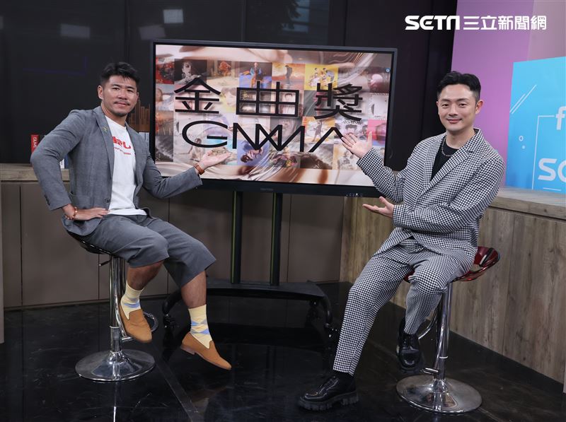 「小記者」金曲預測直播嘉賓仙姑Eric。（圖/記者邱榮吉攝影）