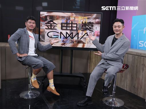 「小記者」金曲預測直播嘉賓仙姑Eric。（圖/記者邱榮吉攝影）