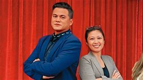 李男（左）跟Kolas（右）都是阿美族人，李男還曾稱Kolas是「阿美國人之光」。（讀者提供）