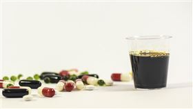 藥害救濟基金會,感冒糖漿,藥,乙醯氨酚,感冒,解熱鎮痛劑,發燒,頭痛