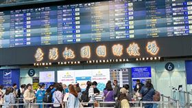 桃機客運量破1000萬人次（2）桃園國際機場公司董事長楊偉甫表示，桃園機場是東亞重要轉運樞紐，疫情前每年旅運量都以3%至5%幅度成長，營運效率與服務品質備受國際肯定，2020年起面臨疫情挑戰，除配合政府嚴守國門防疫政策，也投入新台幣238億元紓困經費，協助相關產業約130多家業者渡過困境，維繫機場相關產業營運活力。（桃園國際機場公司提供）中央社記者吳睿騏桃園機場傳真  112年5月9日