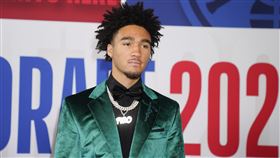 ▲湖人狀元希菲諾（Jalen Hood-Schifino）受訪時說，「詹姆斯老了」遭到炎上。（圖／美聯社／達志影像）