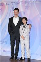 温昇豪、邵雨薇、陳澤耀、陳少卉張書瑋導演出席《我和我的賽車老爸》世界首映記者會。（圖／記者楊澍攝影）