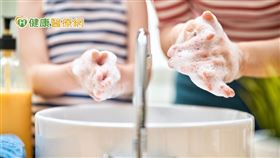 腸病毒好發季節在5~9月，請家中有小朋友的家長，勤洗手及保持良好衛生習慣