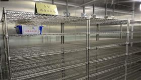 高屏澎東血庫告急  A型血庫存僅剩2.8天最缺受到COVID-19疫情影響，民眾出門捐血意願降低，捐血量減少，高雄捐血中心13日表示，高屏澎東地區血庫告急，整體庫存僅剩3.6天，尤其A型血庫存只有2.8天。（高雄捐血中心提供）中央社記者蔡孟妤傳真  111年1月13日