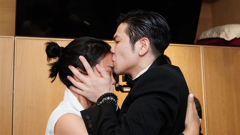 老蕭浪漫求婚經紀人　昔日旗下女星說話了