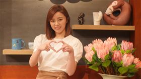 ▲王瞳（右）日前接受李四端主持的《大雲時堂》。（圖／MOMOTV提供）