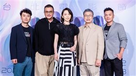 范逸臣（右起）、楊烈、潘儀君、李銘順在新劇《八尺門的辯護人》中飆戲，左為導演唐福睿。（圖／台北電影節提供）