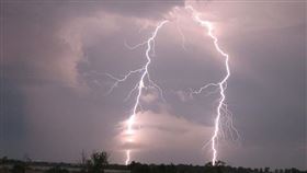 -雷擊-打雷-雷電-閃電-▲（圖／攝影者Greg Hewgill, flickr CC License）https://goo.gl/3rTZfU