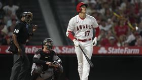 ▲大谷翔平敲超大號全壘打，6月第15轟，本季30轟達陣。（圖／美聯社／達志影像）