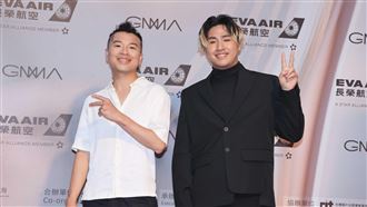 黃子佼暗指Sandy假面　鹿希派說話了