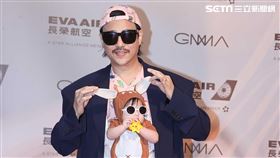 比爾賈帶著6個月大的愛女走紅毯。（圖／記者楊澍、邱榮吉攝影）