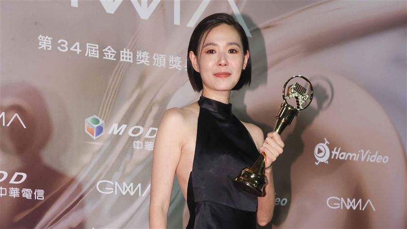 擊敗周杰倫哭了　安溥淚謝青峰曝私下暖舉