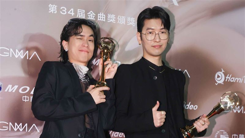 艾怡良頒錯人挨罵　真正得獎者說話了