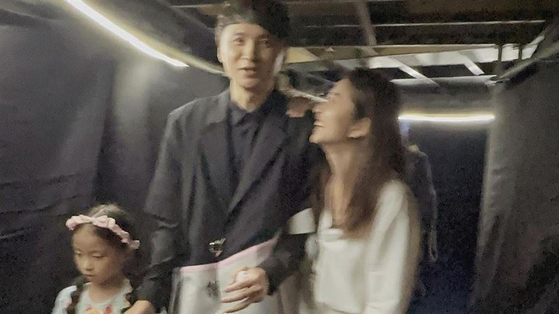 陳建瑋金曲獎「上錯台」正妹妻回應網讚爆