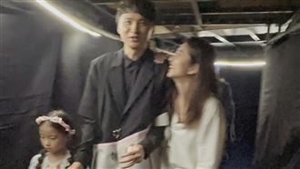 陳建瑋金曲獎「上錯台」正妹妻回應網讚爆