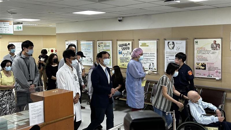 「領藥怎變貴了」健保新制5大重點一次看