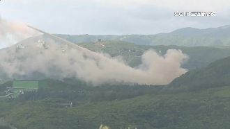 雷霆操演登場！火箭彈直衝天際場面震撼