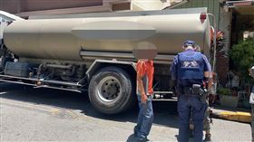 天坑,鳳山,新民街,高雄,加水車,陷落